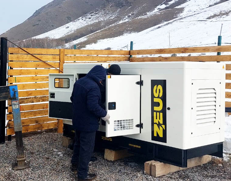 Дизельный генератор 100 кВт в шумозащитном кожухе, на базе промышленного двигателя Ricardo
