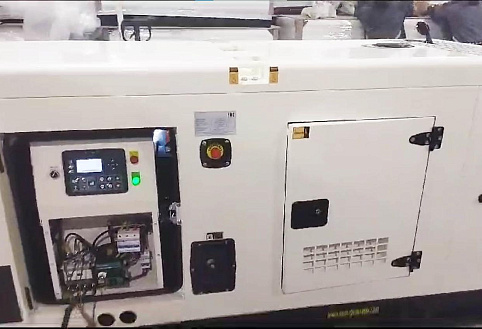 Дизельный генератор ZEUS на 50 кВт в шумозащитном кожухе для строительства