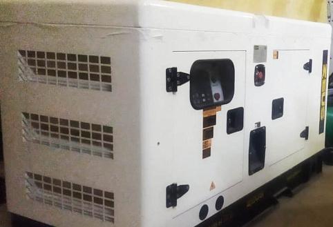 Дизельный генератор 20 кВт Zeus в шумозащитном кожухе – для магазина