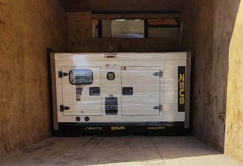 Дизельный генератор Zeus AD20-T400R (20 кВт) для строительной компании Дизельный генератор Zeus AD20-T400R (20 кВт) для строительной компании