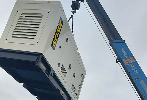 Дизельный генератор Zeus AD80-T400R для строительства