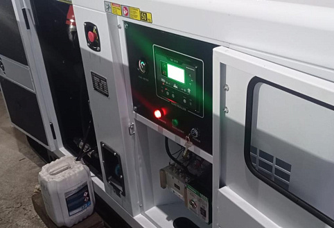 Дизельный генератор Weican WE100S на 72 кВт в кожухе – для торгового центра