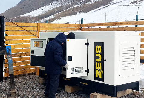 Дизельный генератор 100 кВт в шумозащитном кожухе, на базе промышленного двигателя Ricardo